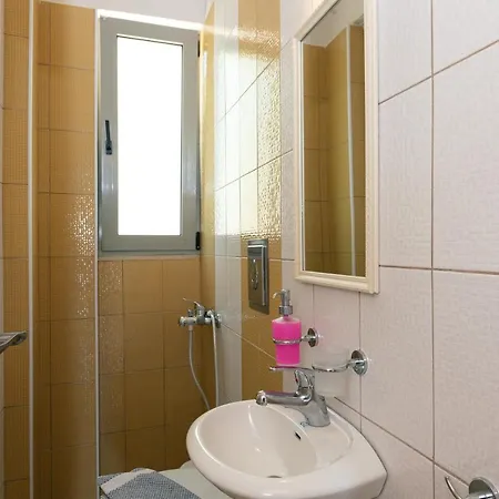 Evgoro Luxury